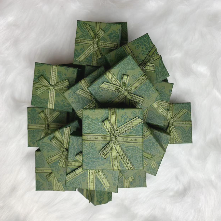 10 Green boxes(ring,necklace,bracelet,earrings,bangles inside)