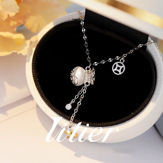 Wealth Gathering | Chalcedony Money Bag Bracelet—VITIER