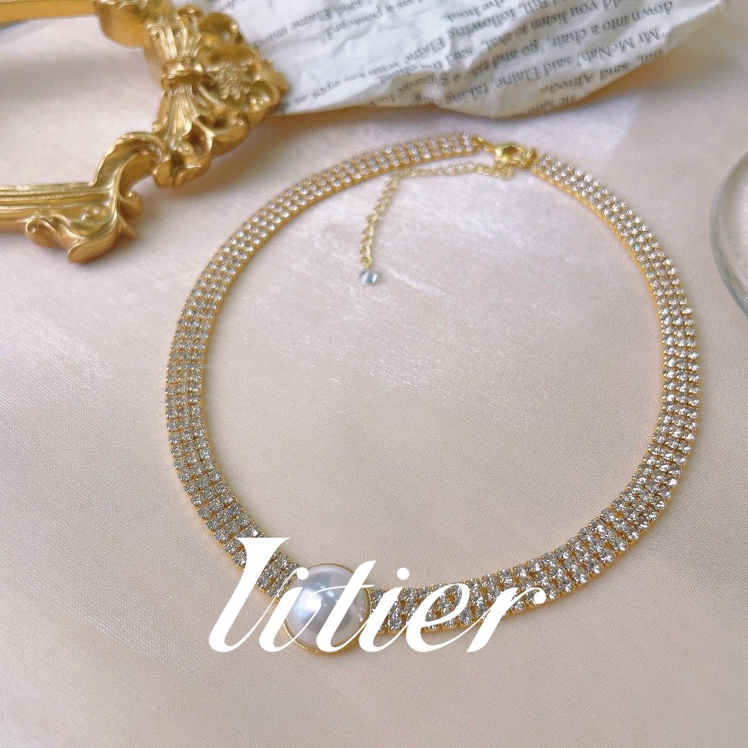 Light Luxury Elegance | Stacked Pearl Clavicle Chain - VITIER